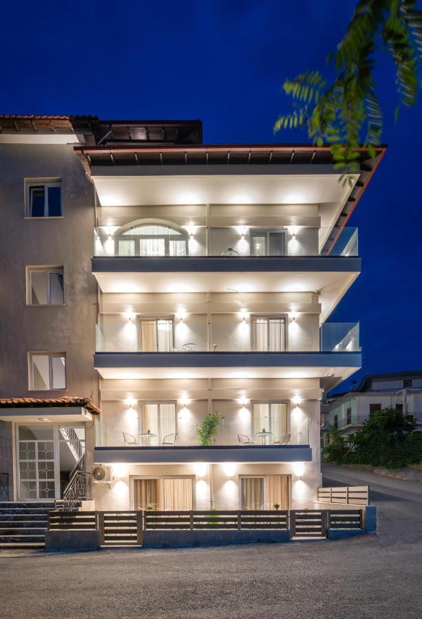 Olenia Luxury Apartments 1 Neos Marmaras Esterno foto